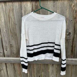 SO sweater long sleeve size xs